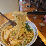 万葉軒 ワンタン麺&香港飲茶Dining - 麺リフト(21-07)