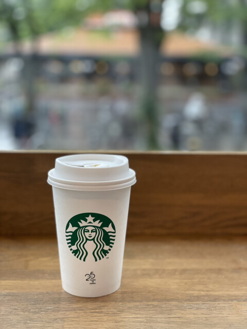 スターバックス コーヒー Tsutaya 馬事公苑店 千歳船橋 カフェ 食べログ