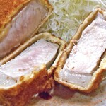 とんかつ とんき - 「特大とんかつ定食」のメイン