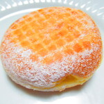 Mister Donut - カスタードクリーム　１４０円（税込）【２０２１年６月】