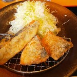 食堂 おたふく - アジとサバの竜田揚げ