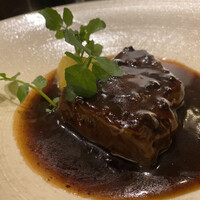 O2 - 牛ホホ肉の豆鼓煮込み