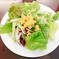 ヴィア トスカネッラ - 青々しいサラダ