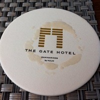 R restaurant & bar - 