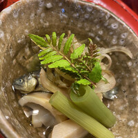 草喰 なかひがし - 