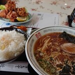 近江屋食堂 - 