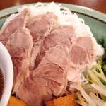 ベトナム料理 ホァングン - 肉がジューシーで美味しいよ