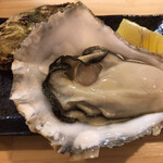 三金寿司 - 厚岸産生ガキ(850円)