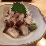 三金寿司 - 下北産タコ刺し(850円)