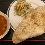 ガンジス - BBQチキン+胡麻ナン