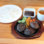 Shimmyouseinikuten - ビーフ100％トリプルハンバーグ、ステーキソース、ライス、スープ