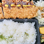 さぼてん - 料理写真:お惣菜販売のカツをそのまま弁当へ！でしょうね。