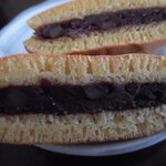 ミズキ菓子店 - どら焼き断面