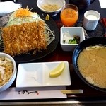 新潟かつ一 - ふわぁとろとんかつ定食1400円