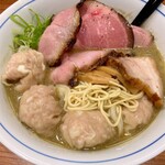中華そば 西川 - チャーシュー麺+ワンタン