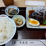Hatsubasho - 豚角煮定食 1000円、ご飯大盛り無料になります