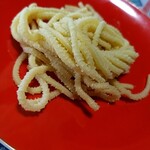 はるびぃ農園 - 本日使用の自家製パスタ（見本）
      イタリアから取り寄せた機械で作っており、ギザギザが作られて、ソースがよく絡むように！