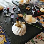 はるびぃ農園 - デザート盛り！七夕をイメージした素敵な盛り(^O^)デザートは奥様の担当。
      イタリアンデザート、赤磐桃のコンポート、レモンクリームタルト。