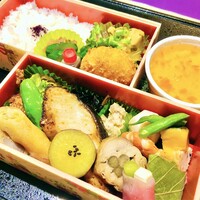 銀だら西京焼き弁当(特製二段重)