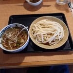 久兵衛屋 - 武蔵野肉つけ汁うどん