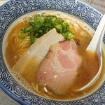 麵屋カモメ亭 - 