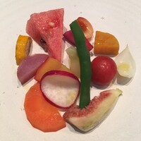 ラ・ボンヌターブル - 