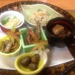 かず味家 - お通しの内容は毎日変わります