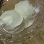 赤乃れん - 味見してねと頂いたお店特製のソフトです