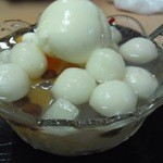 赤乃れん - 特別オーダーの、アイスみつまめ白玉団子です