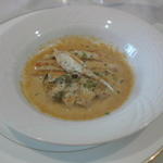 モナミ ピエロ - タラバガニのサヴァイヨンソース。