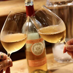 餃子とスパークリング バブルス - バブルス３周年に乾杯♪