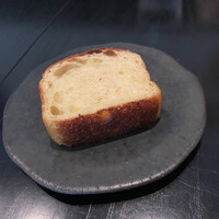 ラ・ボンヌターブル - 