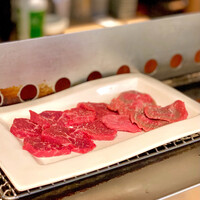 赤身焼肉 かるびあーの 新橋店 - 