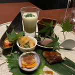 中華寝台 - 特に、チャーシューとゴルゴンゾーラの組み合わせが秀逸。