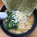 巓 - 並ラーメン＋のり増し、ほうれん草&ねぎハーフ増し