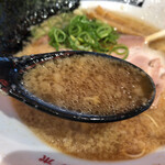 河童ラーメン本舗 - 醤油っぽくないですか？