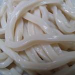 足打ちうどん処 七 - うどんアップ