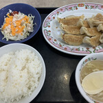 餃子の王将 - 餃子定食（ミディアム）¥737