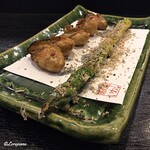 Ajinomise Iwashi - 三陸産 牡蠣とｸﾞﾘｰﾝｱｽﾊﾟﾗ焼にｻﾏｰﾄﾘｭﾌ