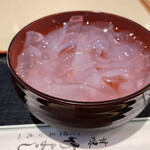 竹よし - 太麺。
ヒロヒロ。
氷に浮かんでます。