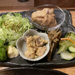 Kutsurogi Izakaya Kokokara - 副菜も充実！