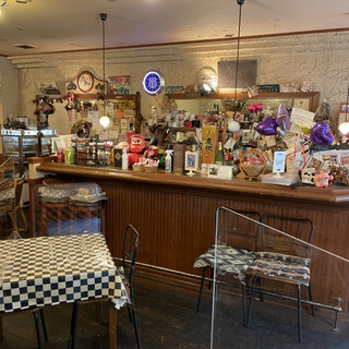 ザ パンヘッズ ヘヴン サルーン_2