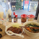 Kare Shoppu Sakaiya - ミニカレーそばセット　ごはんを玄米に　いただきます
