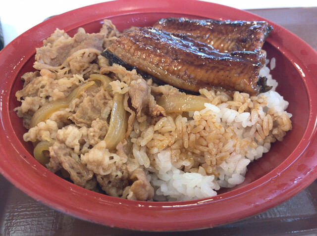 すき家 仙台福室店 - 陸前高砂（牛丼）の写真