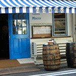 トラットリア マッコ - お店の入口