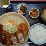 Kicchin Sano Ya - さのや定食(ハンバーグ・エビフライ・ロールポーク・クリームコロッケ)