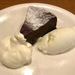 サンジャン・ピエドポー - 