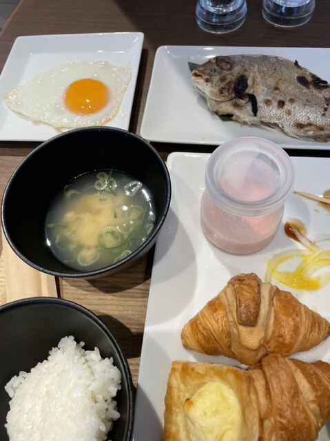 コートヤード バイ マリオット大阪本町 堺筋本町 その他 食べログ