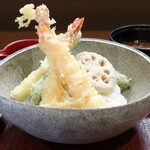 桶家乃隠居 - 天プラ丼