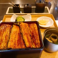 割烹蒲焼 横浜八十八 吉田町店 - 天丸(1尾半) ￥8558  肉厚美味かった！